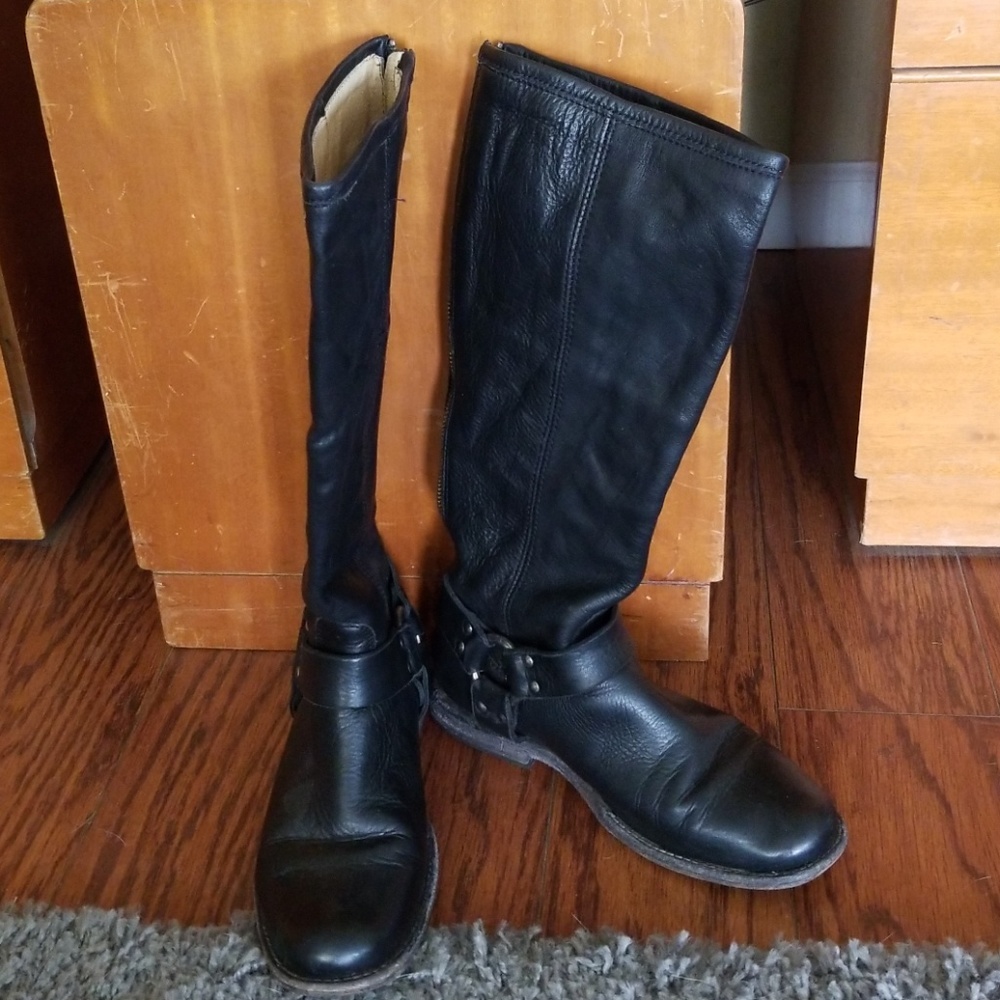Black Frye boots